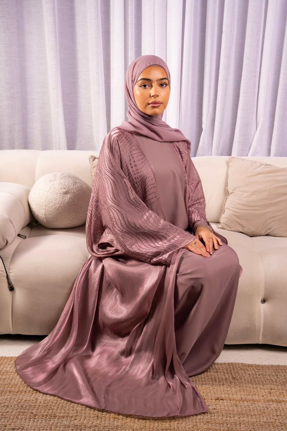Zeina abaya