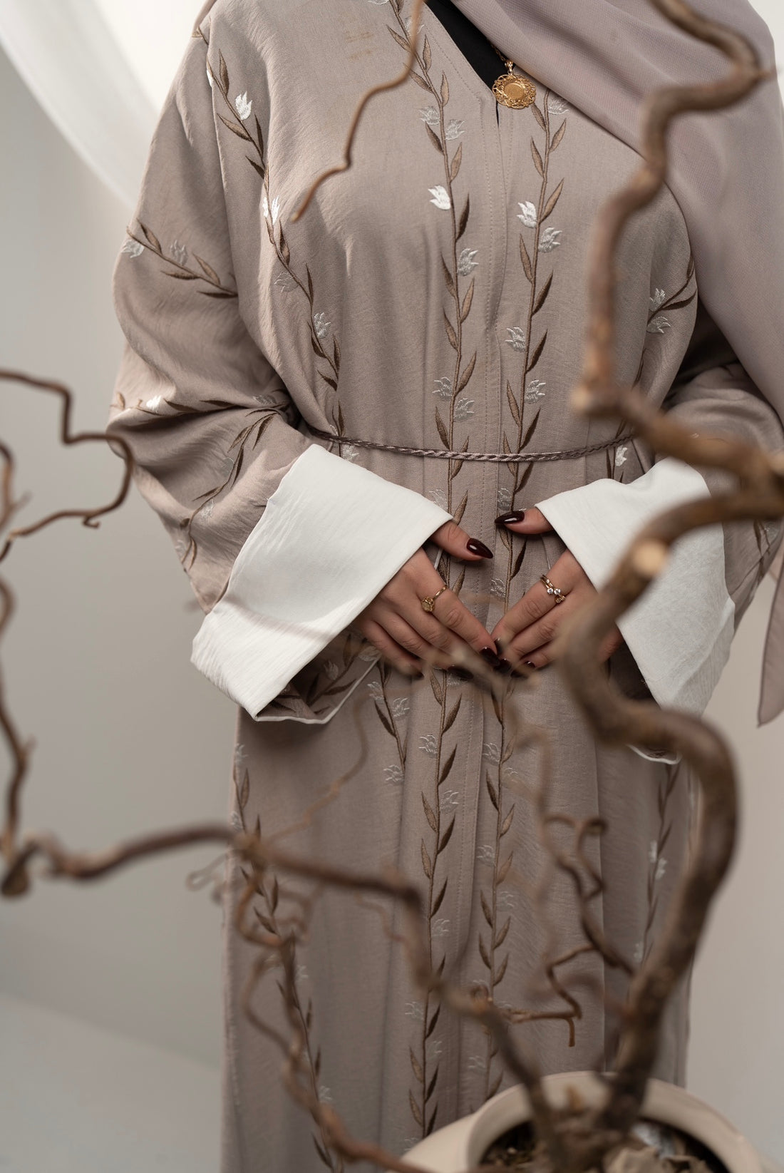 Hajra abaya