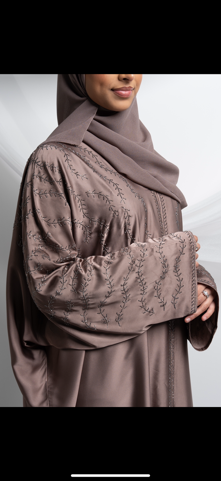 Nour abaya